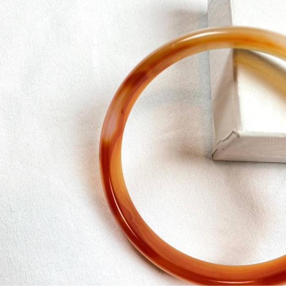 Vintage Orange Agate Stone Bangle - Picture 2 of 3